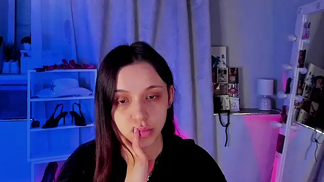 Sahara Shields online show from April 5, 9:52 am