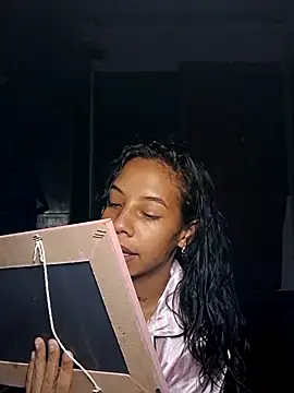 Miss sparkle00 online show from March 2, 11:10 pm