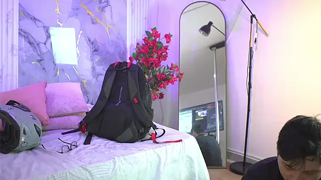 vanilla hot online show from October 11, 1:14 pm