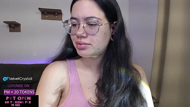 crystalll room online show from November 3, 4:16 am