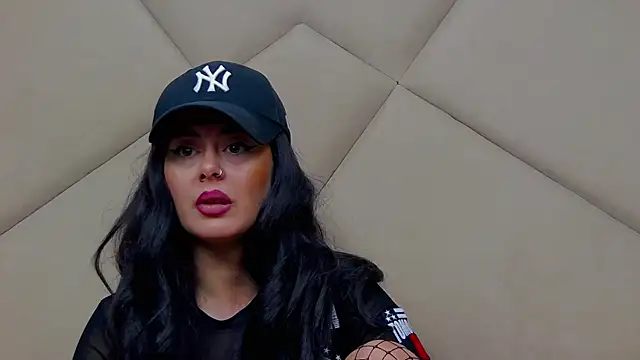 ChloeFrost online show from September 17, 5:05 am