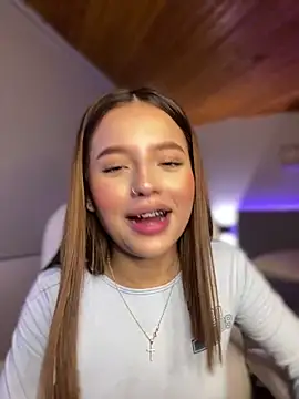 Sofia18 pinkk online show from September 26, 10:40 pm