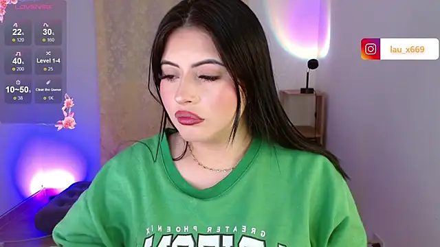 isabella1616 online show from December 2, 2:35 am