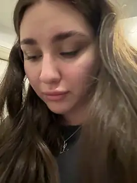 KiraBarlows online show from September 27, 4:41 am