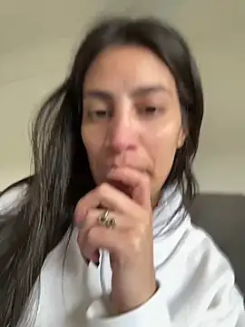 Putitatease online show from April 21, 3:19 pm