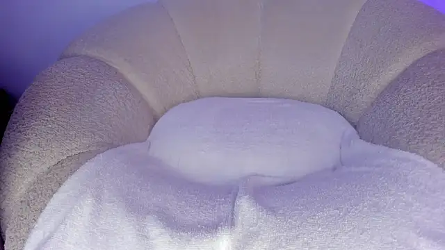 cutte hanna18 online show from October 10, 6:57 pm