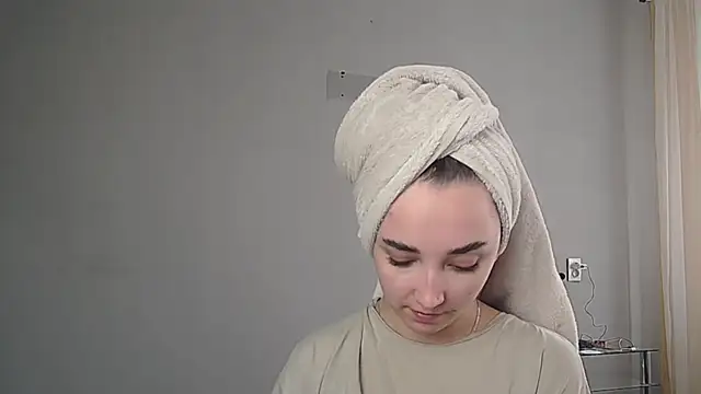 Eva Gloryy online show from February 14, 12:40 pm