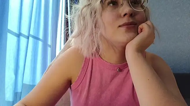 HotBrandyX online show from September 20, 5:28 am