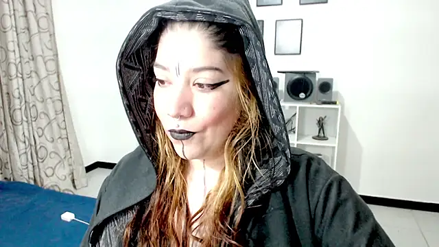 sharonnleon online show from September 18, 9:52 am