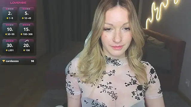 MargaretSweet1 online show from April 11, 12:06 am