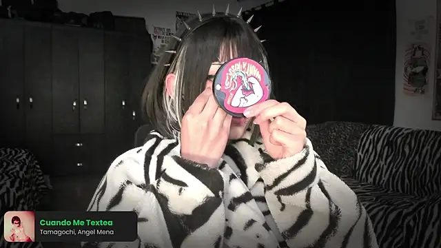 roxy toxic online show from July 8, 12:46 am