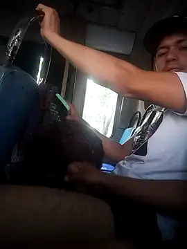 Stephanie69ryanhot online show from April 4, 1:43 pm