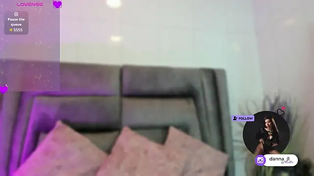 DannaJhonson1 online show from October 6, 8:02 pm