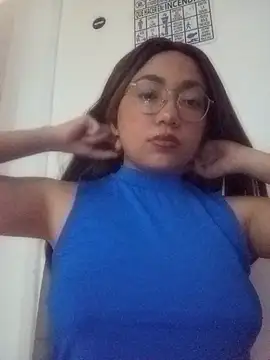 criscrispdv online show from April 8, 2:03 am