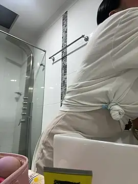 ValeriaOrtega online show from March 28, 11:43 am