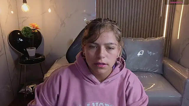 Kitten Cam online show from March 7, 3:13 am