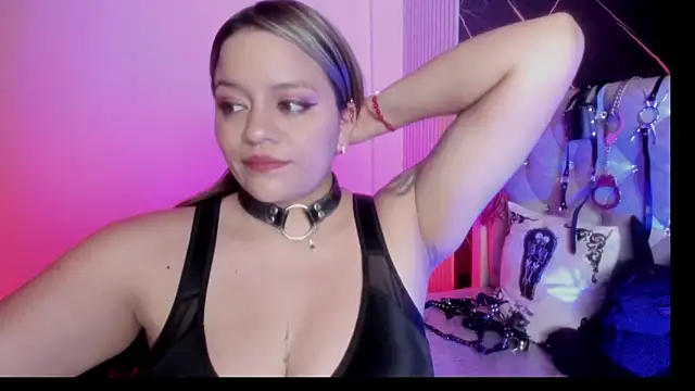 victoria  floyd online show from September 10, 9:26 pm