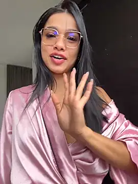 Bella Smiith  online show from February 12, 2:19 pm