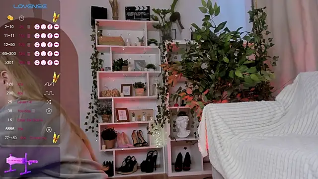 Rachel Rut online show from September 24, 4:33 am