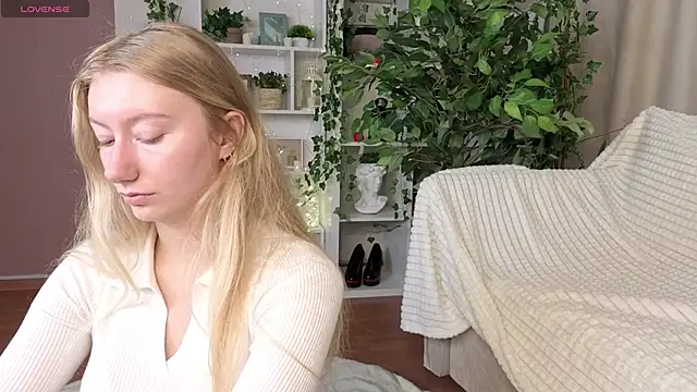 Rachel Rut online show from September 23, 4:21 am