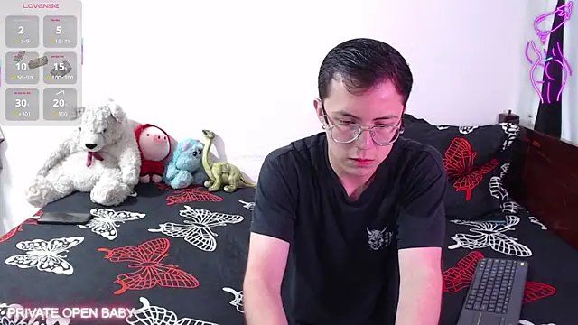 Tina 4 Charlie online show from October 22, 2:55 pm