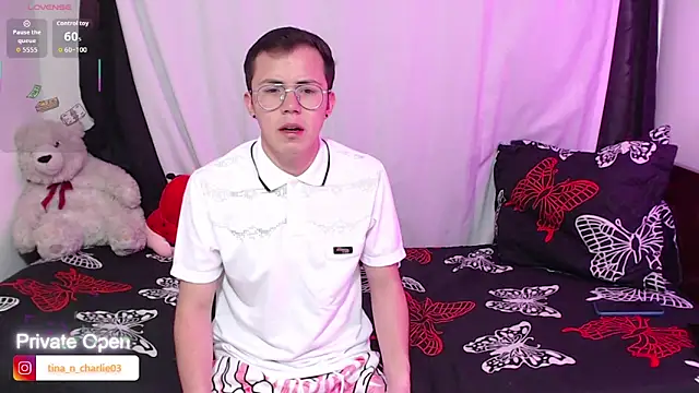 Tina 4 Charlie online show from October 1, 11:37 am