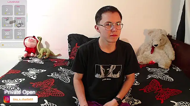 Tina 4 Charlie online show from October 10, 2:00 pm