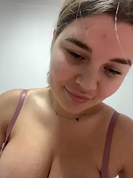 ella zzz online show from December 3, 12:51 pm