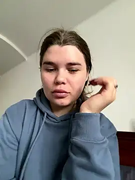 ella zzz online show from January 12, 10:09 am