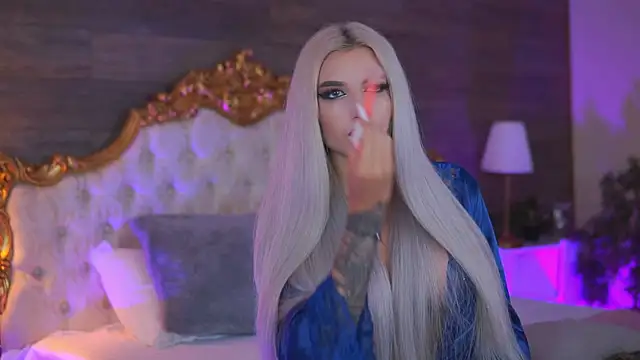 Juicy Jessye online show from September 8, 7:46 pm