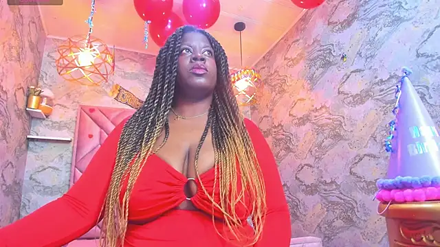 nefertiti ebony online show from June 1, 8:32 pm
