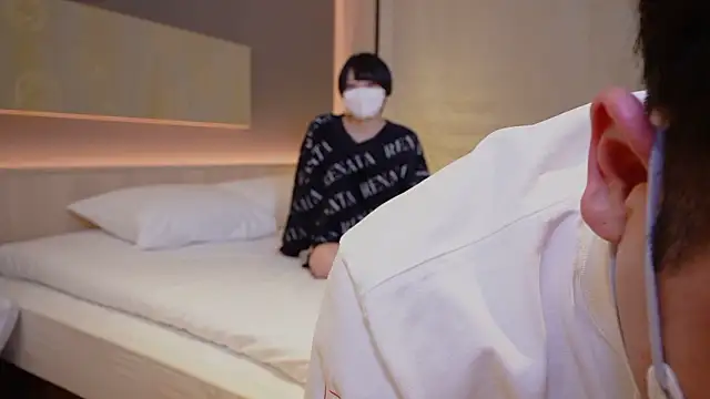 hansha kun online show from November 30, 1:15 pm