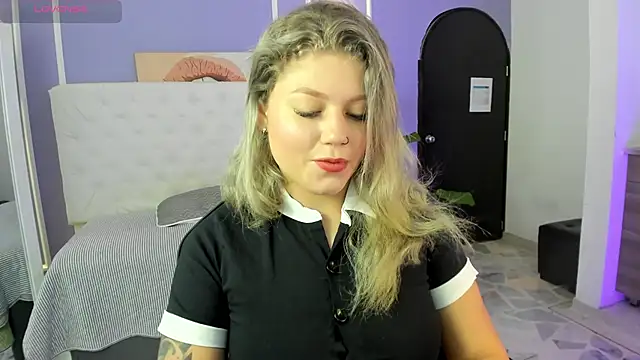 alaia greyy online show from October 6, 12:55 pm