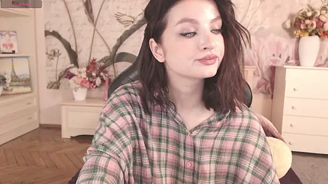 BritneyBarker online show from September 17, 4:10 am