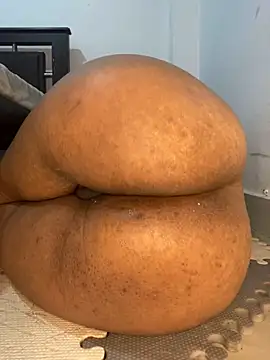 Charlotte bronxxx online show from September 10, 6:30 pm