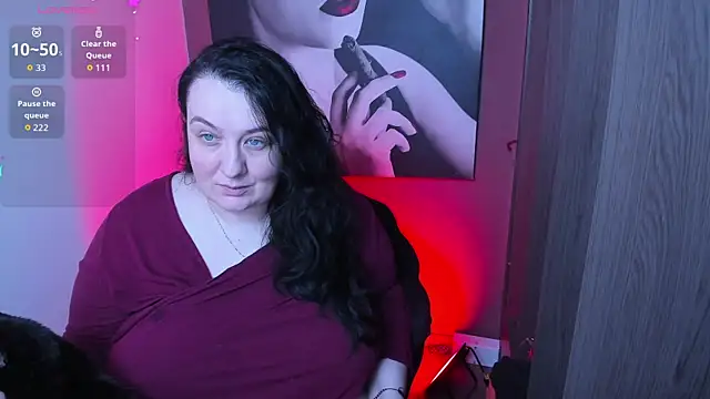 QueenOfHaze online show from January 7, 8:28 am