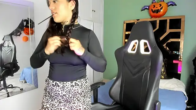 Billie Jhonson  online show from October 16, 7:16 pm