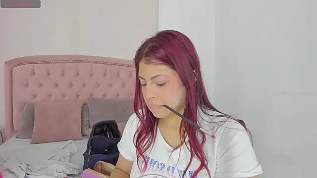 Kendall  Fox online show from September 12, 5:41 am