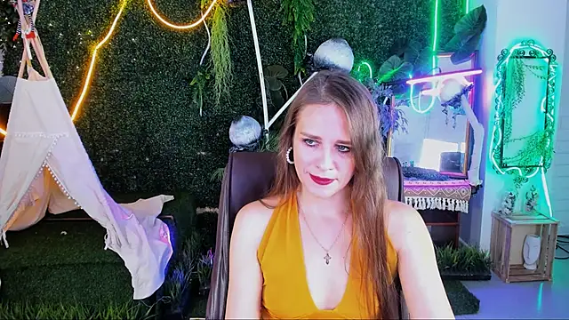 EmiliaBedy online show from November 15, 9:10 am