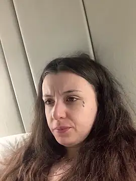 bunnythetailor online show from May 16, 12:24 am