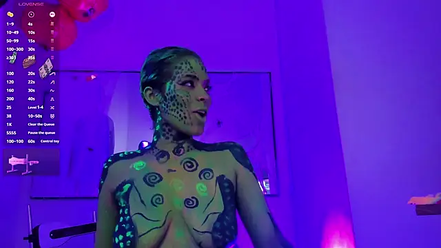 AnaChernova online show from October 31, 12:20 pm