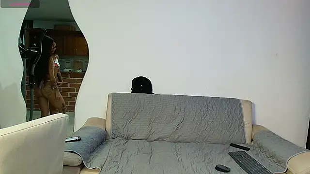 Lilookailanii online show from October 7, 12:37 am