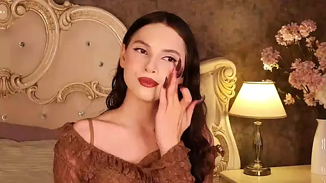 GIGI DAV online show from October 7, 8:35 pm