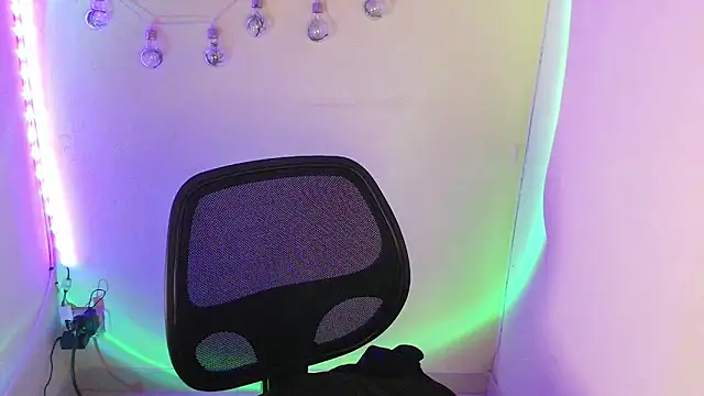 Lya1 ch online show from March 3, 9:32 pm