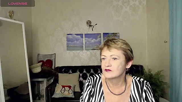 SexyGrandma  online show from October 16, 3:47 pm