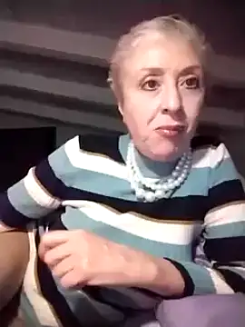 divinaerotica online show from November 28, 8:23 pm