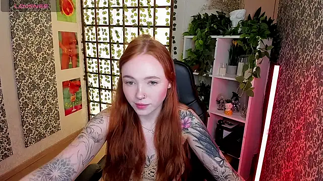 Maya Light online show from September 19, 1:48 am