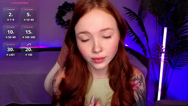 Maya Light online show from January 15, 1:44 am