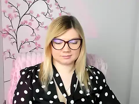 Lola moree online show from January 11, 1:05 pm