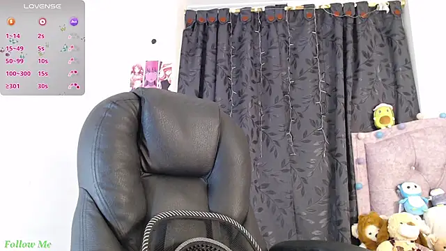 ellajonz online show from January 16, 5:03 am